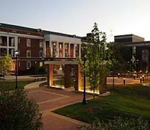 240px-image-Winthrop-University